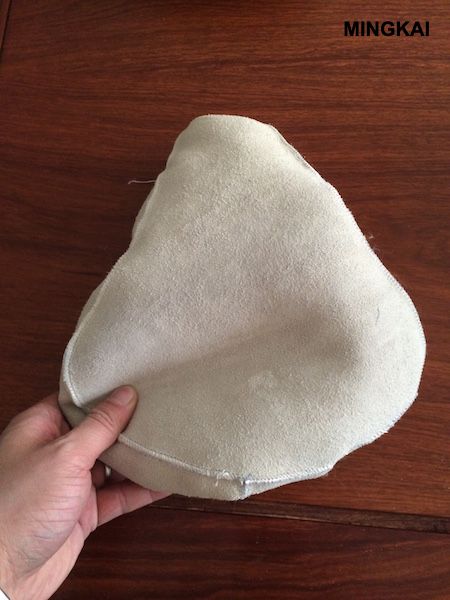 DUMI Genuine Sheepskin Bicycle Saddle Cushion – Breathable, Pressure-Relieving & Non-Slip for Comfortable Long Rides