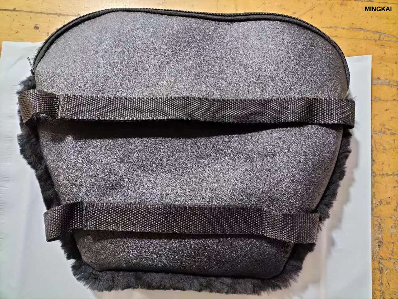 Premium Natural Sheepskin Motorcycle Seat Cushion – Non-Slip, Ergonomic & Comfortable for Long Rides