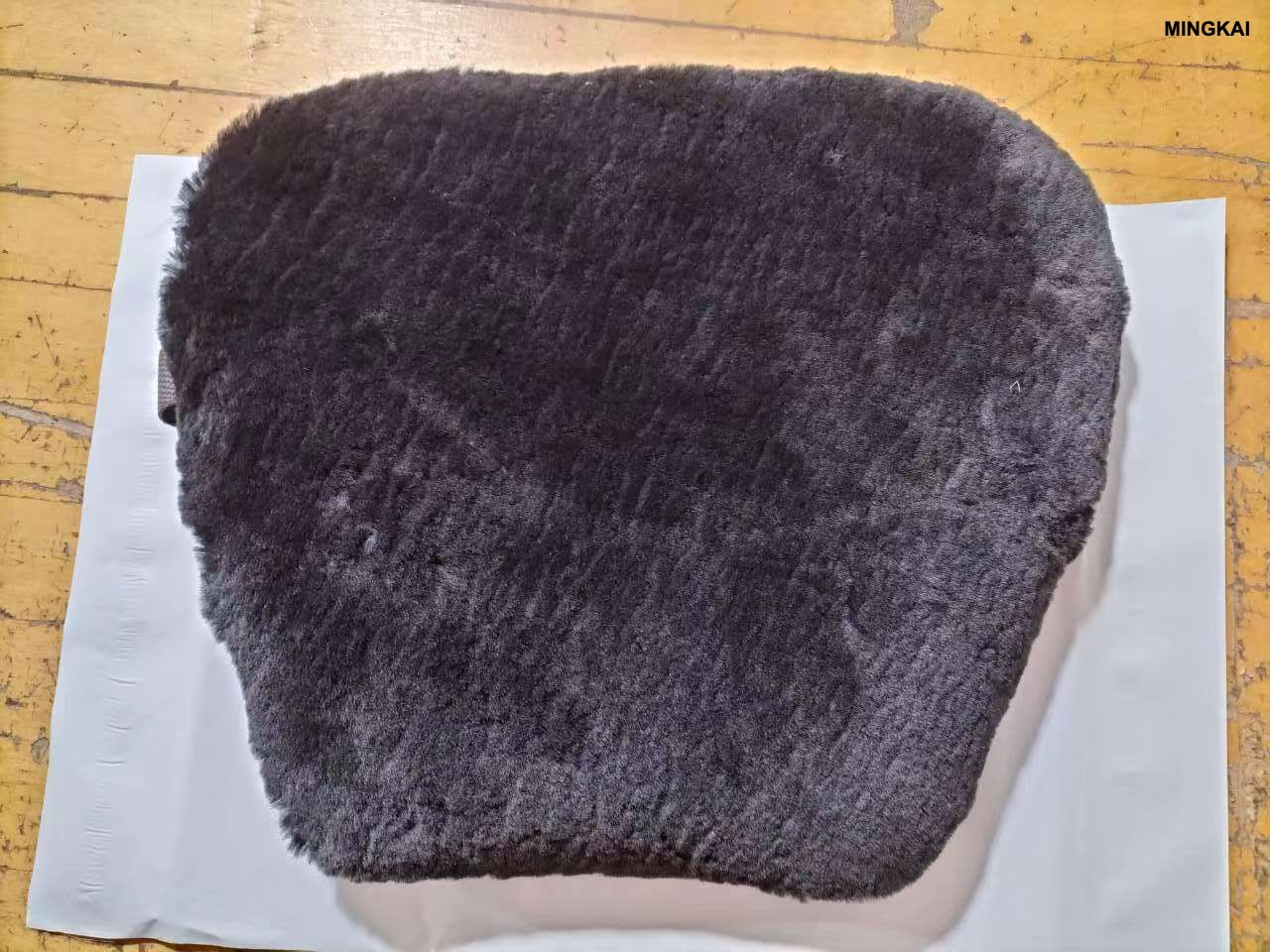 Premium Natural Sheepskin Motorcycle Seat Cushion – Non-Slip, Ergonomic & Comfortable for Long Rides