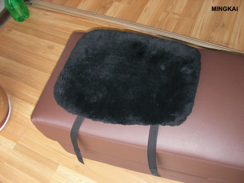 Premium Natural Sheepskin Motorcycle Seat Cushion – Non-Slip, Ergonomic & Comfortable for Long Rides