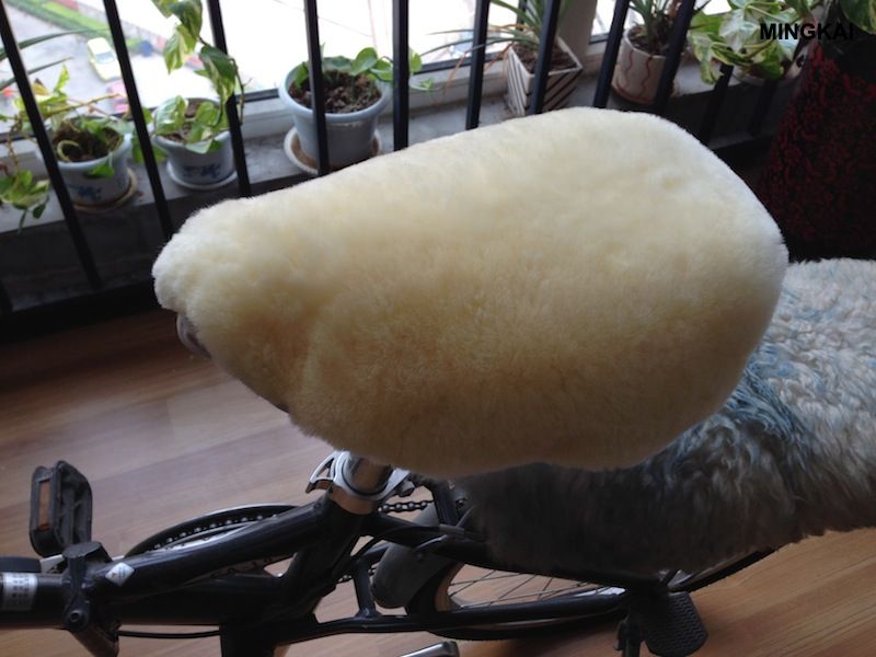 DUMI Genuine Sheepskin Bicycle Saddle Cushion – Breathable, Pressure-Relieving & Non-Slip for Comfortable Long Rides